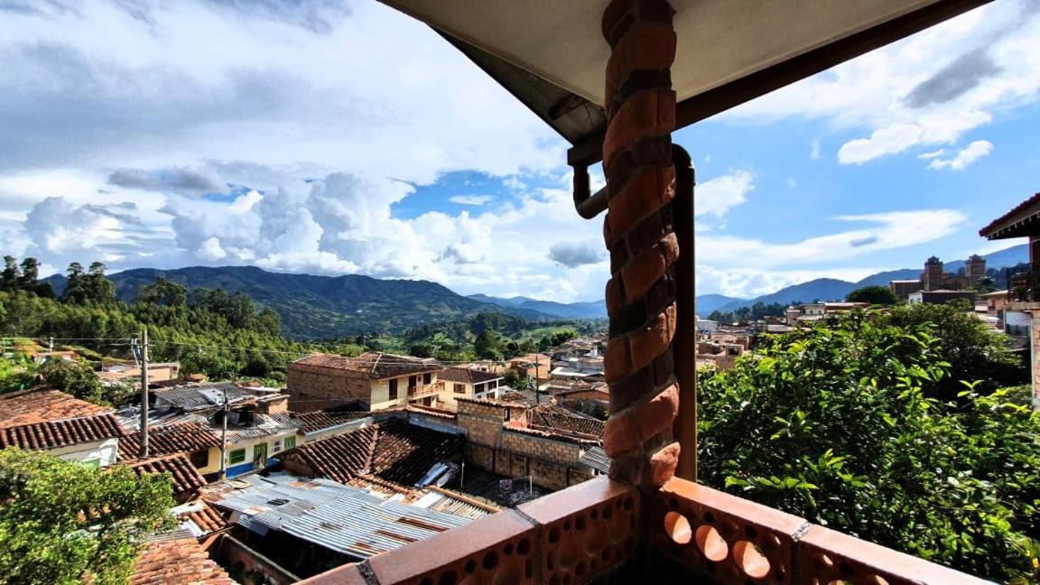 El Quijote Apartahotel Херико Экстерьер фото